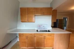 37 Oak Ave, Worcester, MA 01605 - Photo 2