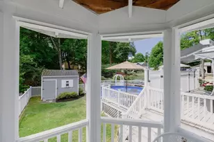 98 Randolph St, Weymouth, MA 02190 - Photo 14
