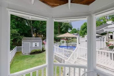 98 Randolph St, Weymouth, MA 02190 - Photo 16