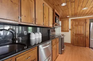 98 Randolph St, Weymouth, MA 02190 - Photo 36