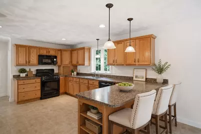 21 Prospect Hill Dr, Tewksbury, MA 01876 - Photo 2