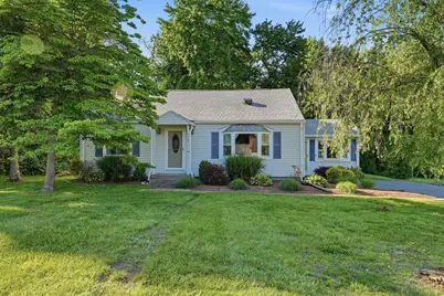 272 Prospect Avenue, West Springfield, MA 01089 - Photo 1