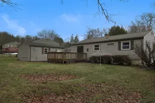 35 Tioga St, Springfield, MA 01128 - Photo 20