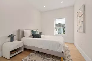 326 Lowell St, Somerville, MA 02145 - Photo 10