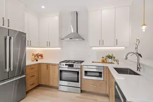 326 Lowell St, Somerville, MA 02145 - Photo 2
