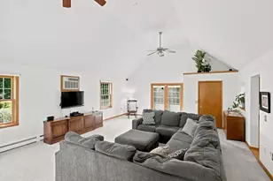 274 Strong St, Amherst, MA 01002 - Photo 14