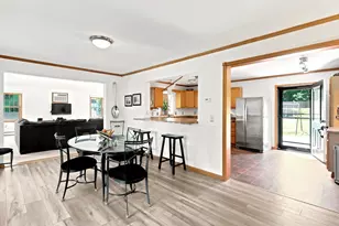 274 Strong St, Amherst, MA 01002 - Photo 10