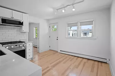9 10th Street West #A, Salisbury, MA 01952 - Photo 8