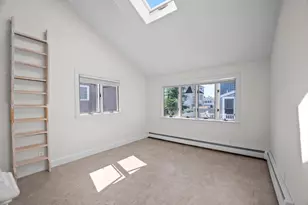 9 10th St W, Salisbury, MA 01952 - Photo 6