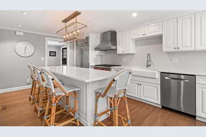 23 Northgate Rd, Wellesley, MA 02481 - Photo 8
