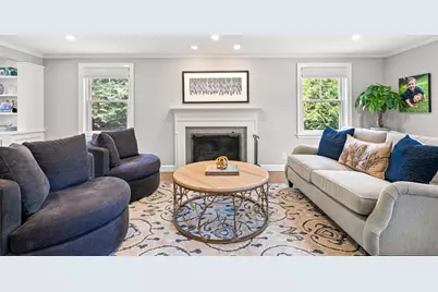 23 Northgate Rd, Wellesley, MA 02481 - Photo 2