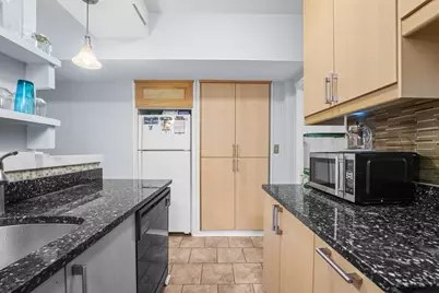 1 Lanark Rd #7, Brookline, MA 02445 - Photo 10