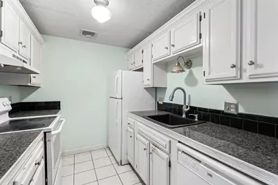 15 Bower Road #E1, Quincy, MA 02169 - Photo 14