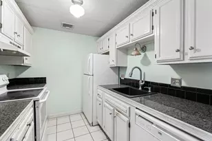 15 Bower Rd, Quincy, MA 02169 - Photo 14