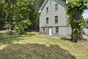 18 Prout St, Quincy, MA 02169 - Photo 12