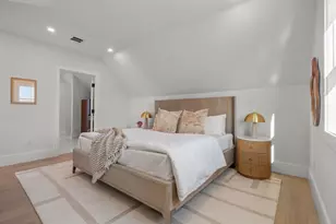 326 Lowell St, Somerville, MA 02145 - Photo 10