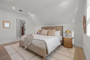 326 Lowell St, Somerville, MA 02145 - Photo 10