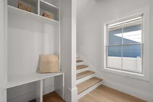 326 Lowell St, Somerville, MA 02145 - Photo 16