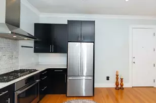 88 B St, Boston, MA 02127 - Photo 16