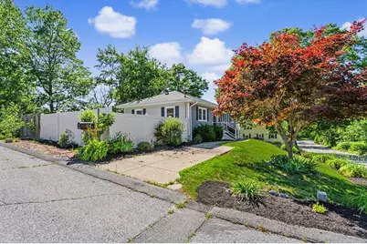 28 Carrington Ave, Dracut, MA 01826 - Photo 36