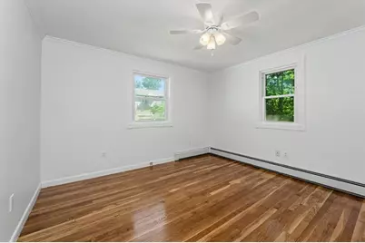 28 Carrington Ave, Dracut, MA 01826 - Photo 10