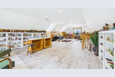 545 Hazel St, Uxbridge, MA 01569 - Photo 22