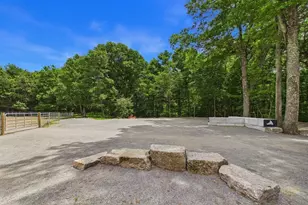 545 Hazel St, Uxbridge, MA 01569 - Photo 40