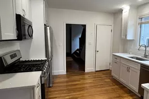 35 Eliot St, Brookline, MA 02467 - Photo 6