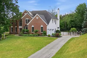 1 Valley View Dr, Grafton, MA 01536 - Photo 8