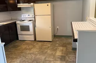 465 Corey St, Agawam, MA 01001 - Photo 10