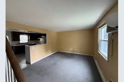 465 Corey St #B, Agawam, MA 01001 - Photo 4