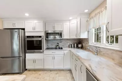 9 Graystone Drive, Danvers, MA 01923 - Photo 10