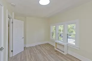 205 St James Ave, Springfield, MA 01109 - Photo 24