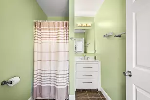11 Railroad Ave, Salisbury, MA 01952 - Photo 16