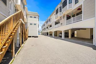 11 Railroad Ave, Salisbury, MA 01952 - Photo 28