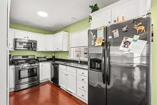 11 Railroad Ave, Salisbury, MA 01952 - Photo 14