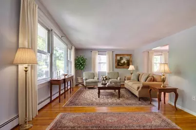 14 Bradford Rd #14, Winchester, MA 01890 - Photo 4