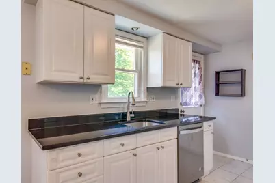 14 Bradford Rd #14, Winchester, MA 01890 - Photo 12
