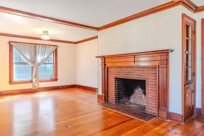 35 Barasford Avenue, Lowell, MA 01852 - Photo 8