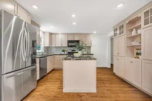 9 Stonebridge Rd, Wayland, MA 01778 - Photo 6