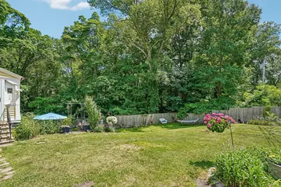 9 Raymond St, Millbury, MA 01527 - Photo 22