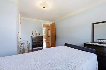 92 Laconia St, Ludlow, MA 01056 - Photo 32