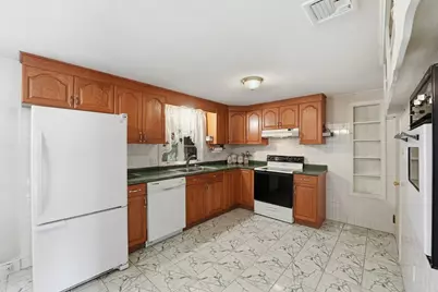 92 Laconia St, Ludlow, MA 01056 - Photo 14