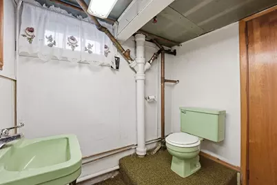 92 Laconia St, Ludlow, MA 01056 - Photo 34