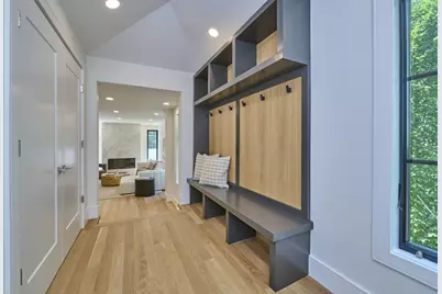 123 Fuller #B, Brookline, MA 02446 - Photo 4