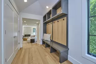 123 Fuller, Brookline, MA 02446 - Photo 4