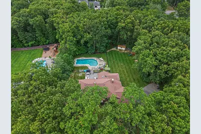42 Eisenhower Dr, Sharon, MA 02067 - Photo 2