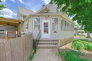 39 Johnston Ave, Northbridge, MA 01588 - Photo 1