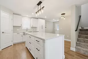 39 Johnston Ave, Northbridge, MA 01588 - Photo 14