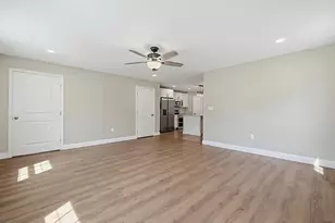 39 Johnston Ave, Northbridge, MA 01588 - Photo 10